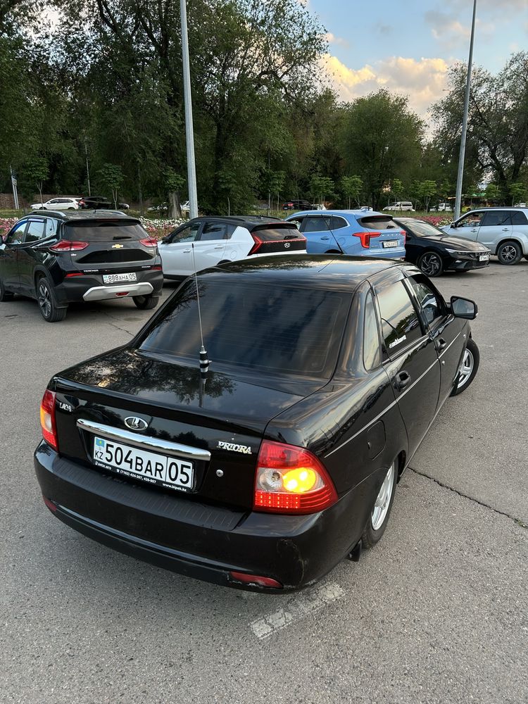 Лада Приора 2013, полулюкс