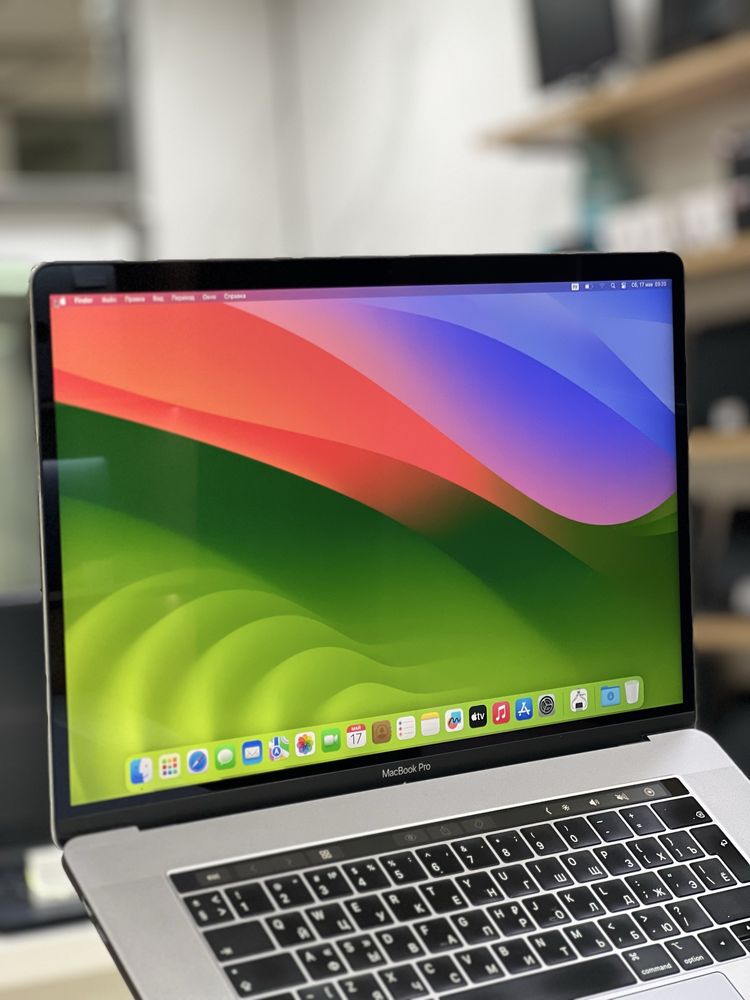 MacBook Pro Touchbar 15 inch| Intel core i7 | ОЗУ 16Gb | SSD 500Gb