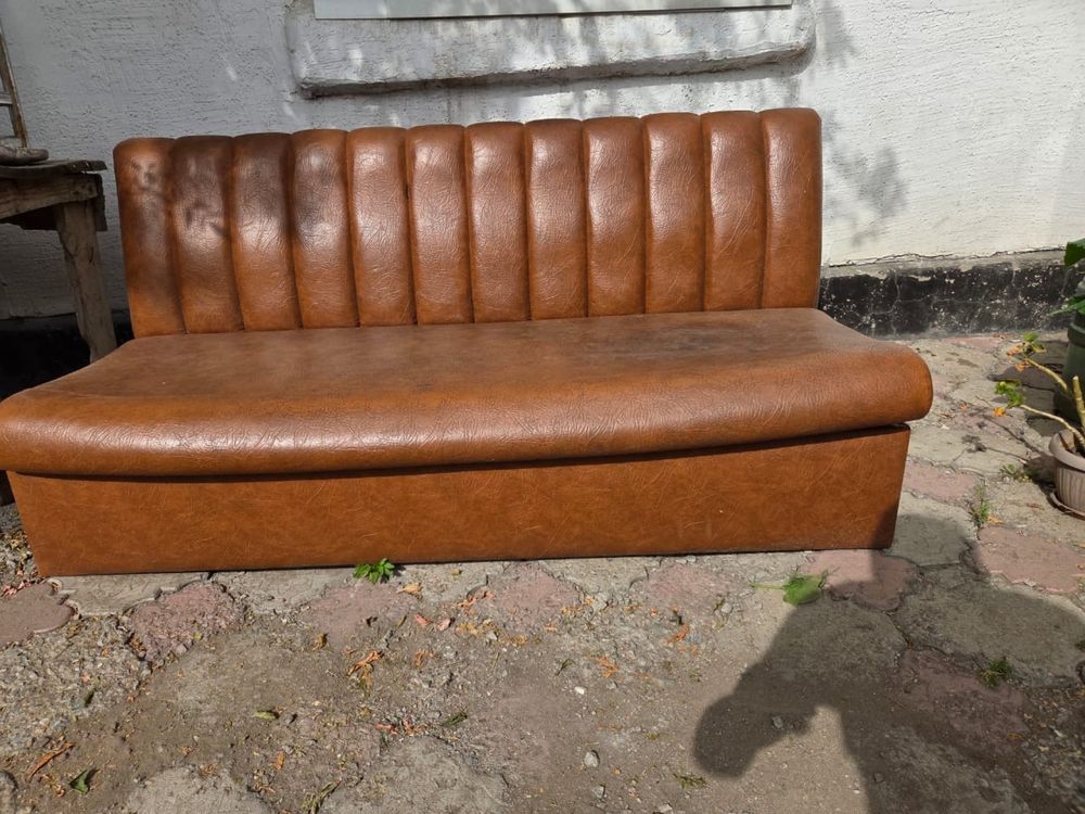 Продам б/у мебель в хорошем состоянии.