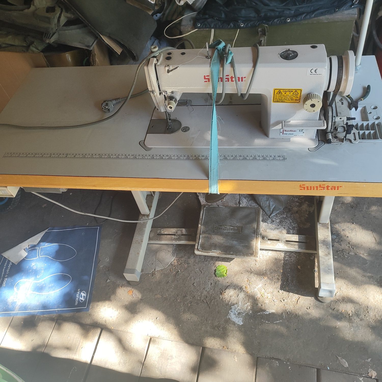 Продам швейную машина SunStar KM -250A