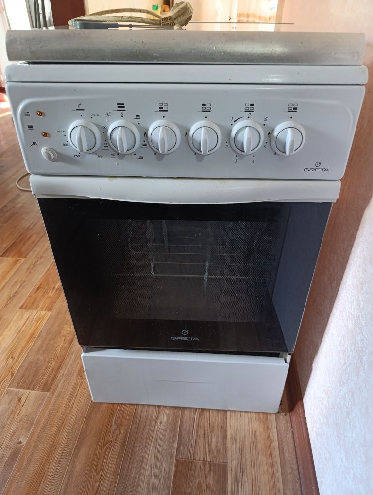 Продам кухонную плиту
