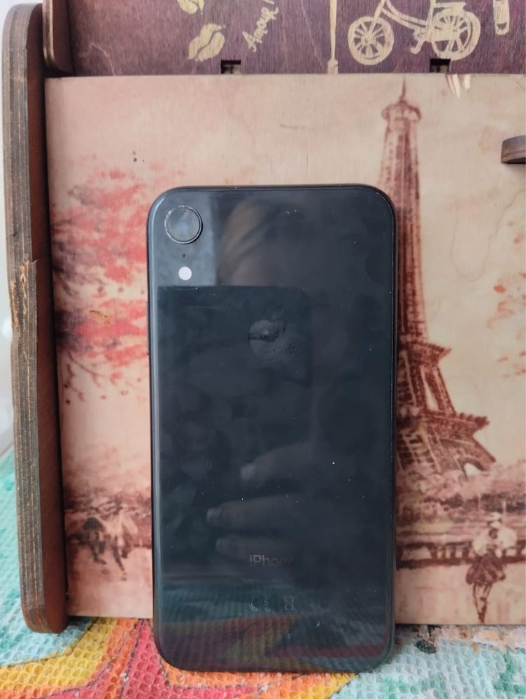 Продам или обменяю айфон xr