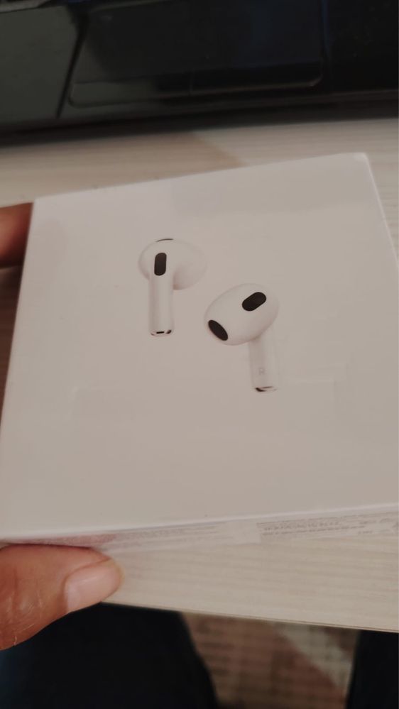 AirPods 3 новый не открытый, оригинал покупали с каспи