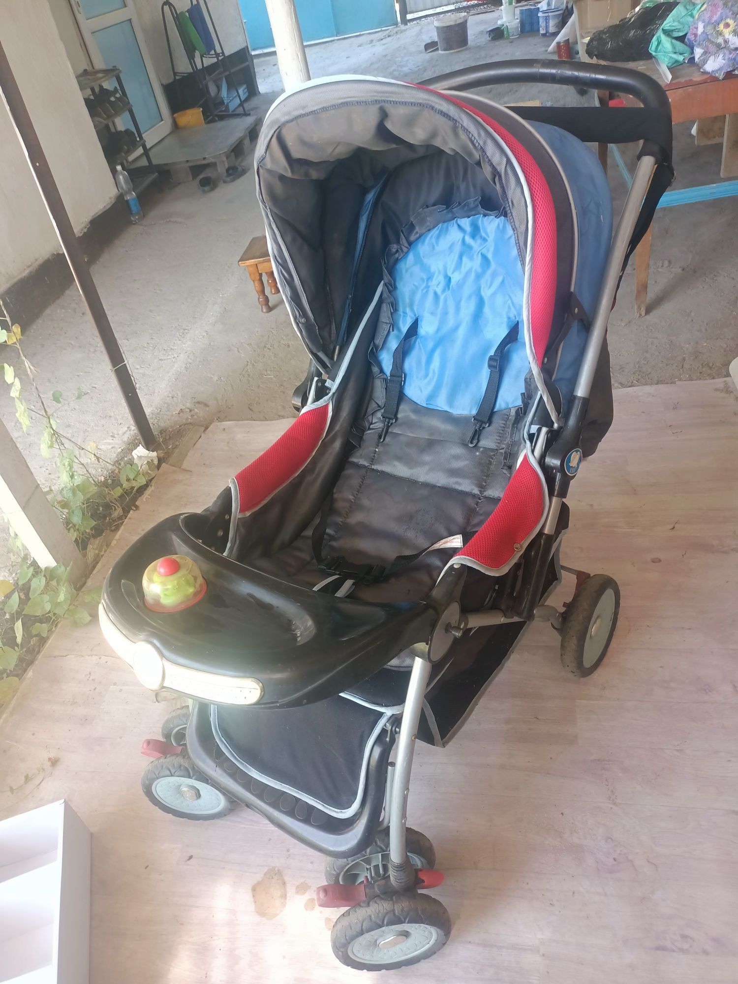 Продам детскую коляску