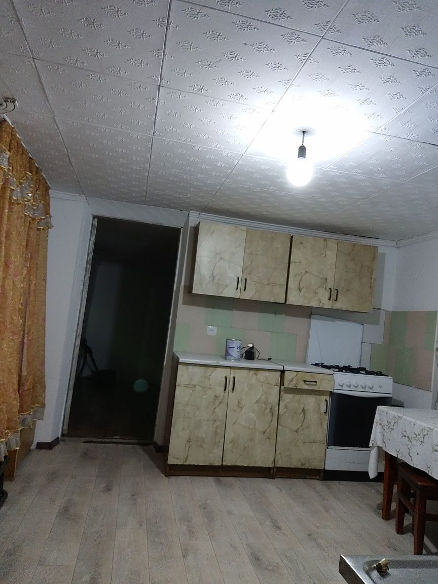 С дам в аренду времянку 2 комнаты