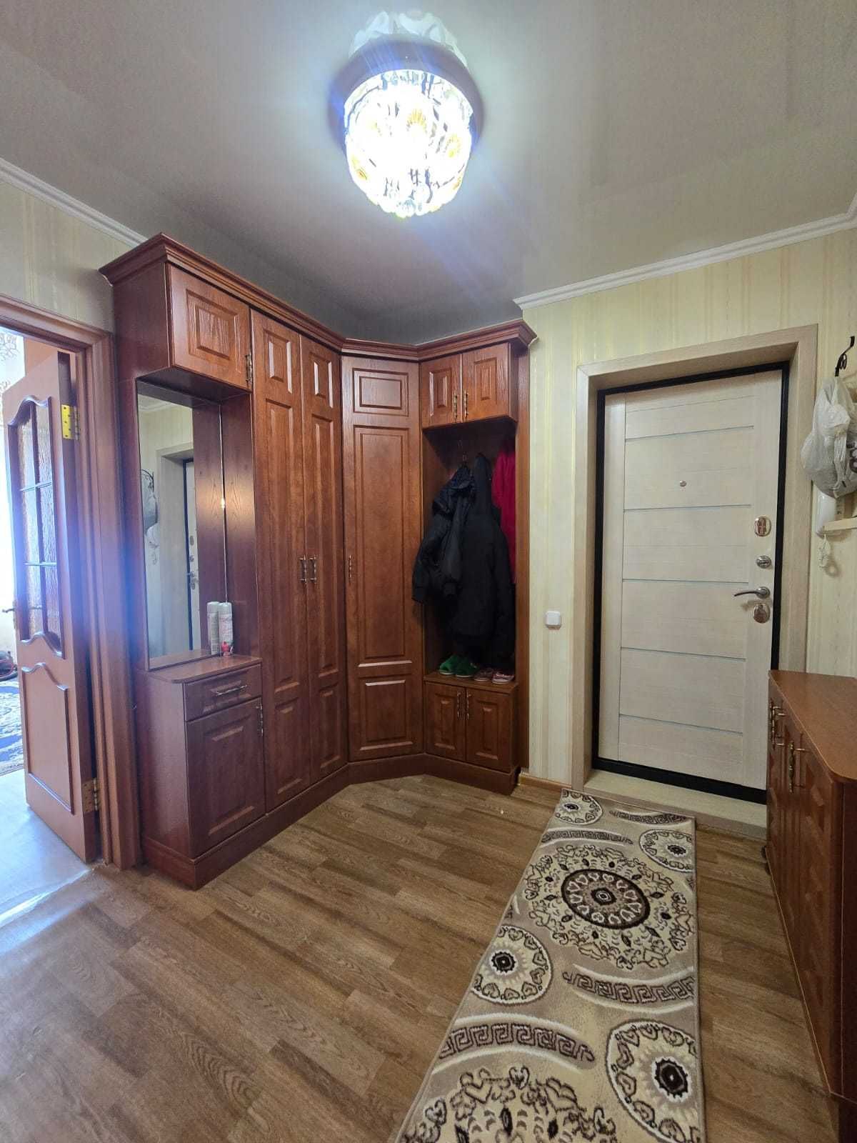 Продам 3х комн в 7мкр квадратный коридор/ПОМОЩЬ В ИПОТЕКЕ