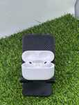 AirPods Pro.