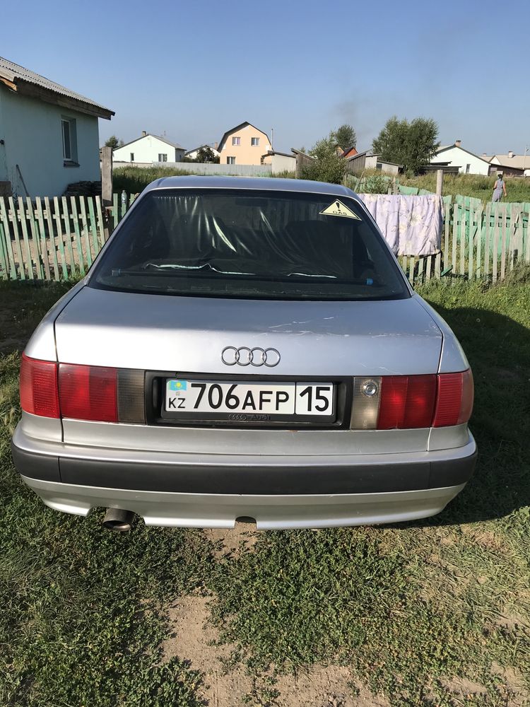 Продам ауди 80 б4