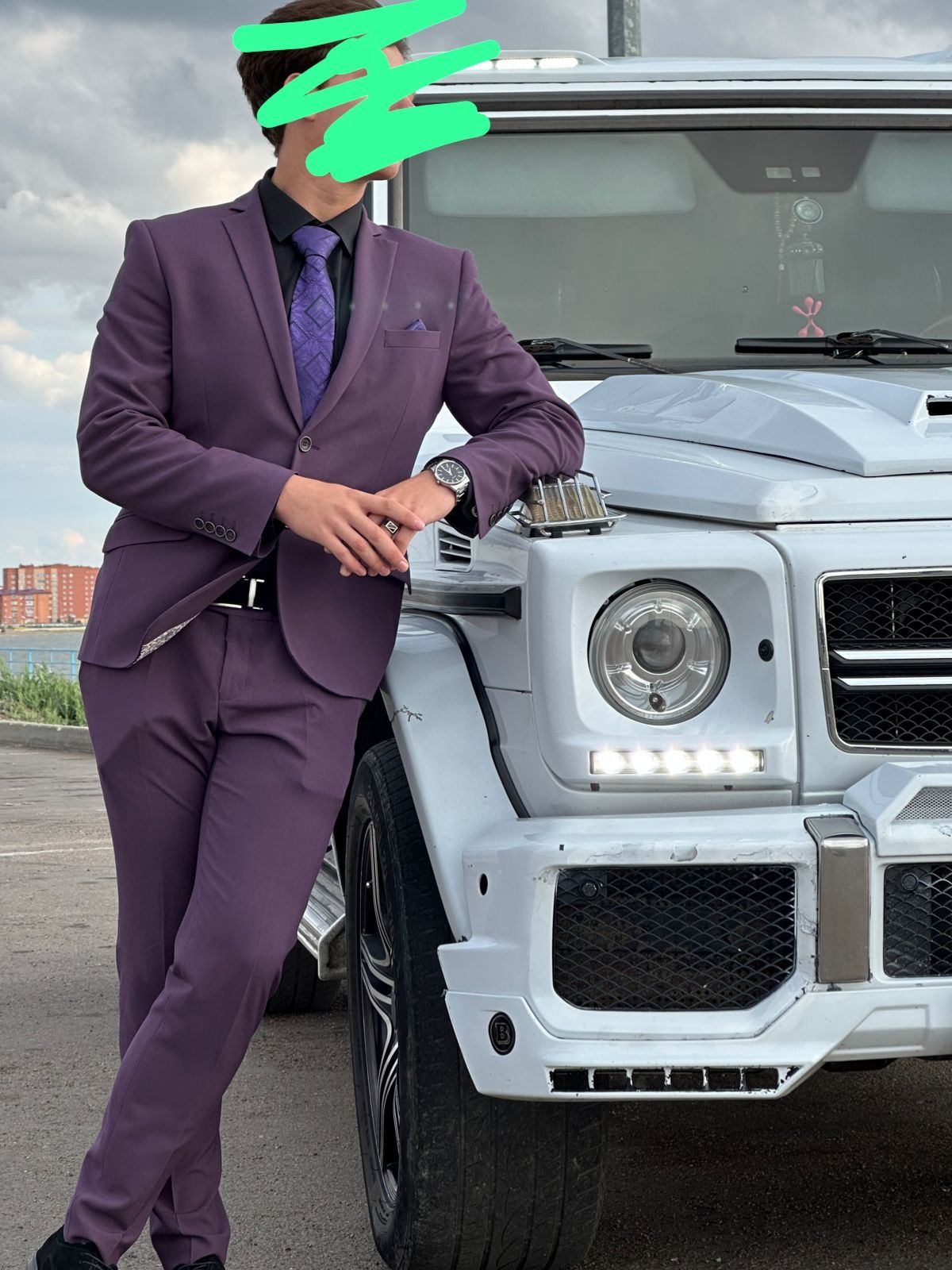 Продам мужской костюм