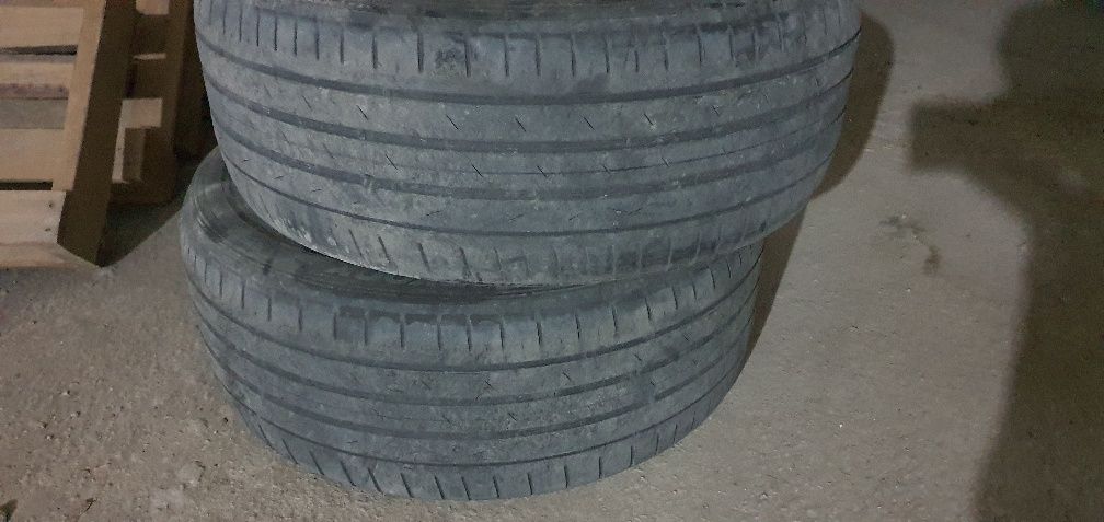 Продаётся резина 2 шт в идеальном состоянии 245/45/R19
