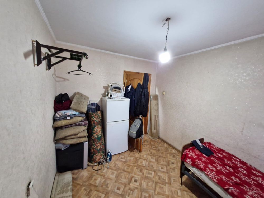 Продам срочно в центре 2х комнатную квартиру