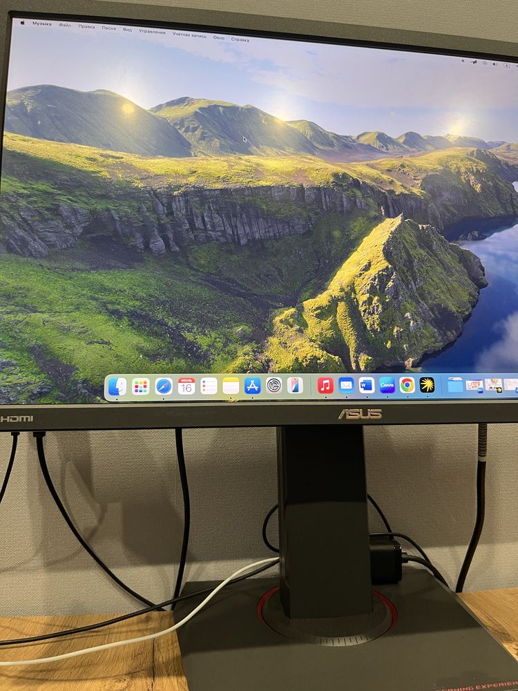 Продам монитор Asus 4K 24 дьюйма