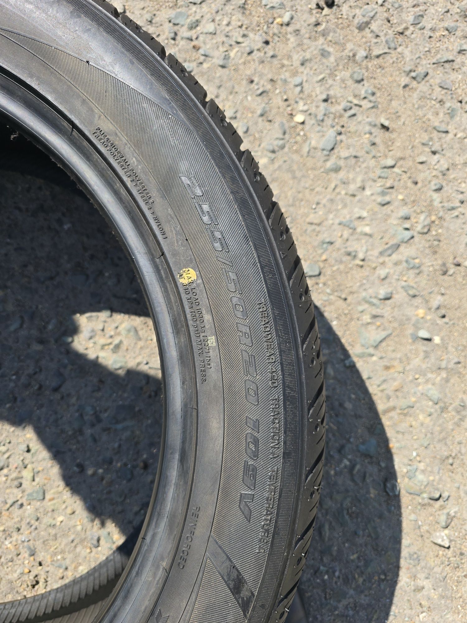 Продам летние шины 255/50/R20 Yokohama