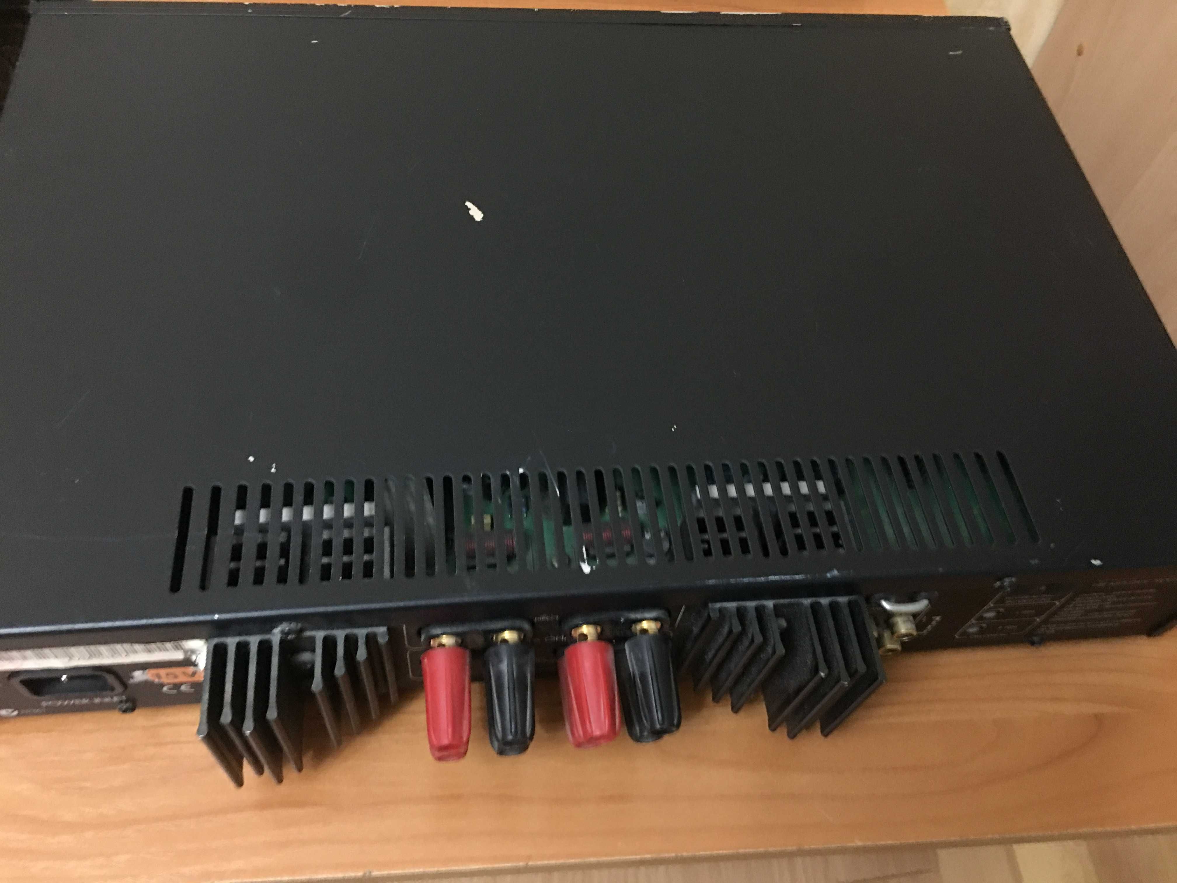 продам усилитель двухблочный  Arcam P75 50 vatt 8 om.Англия. Обмен.