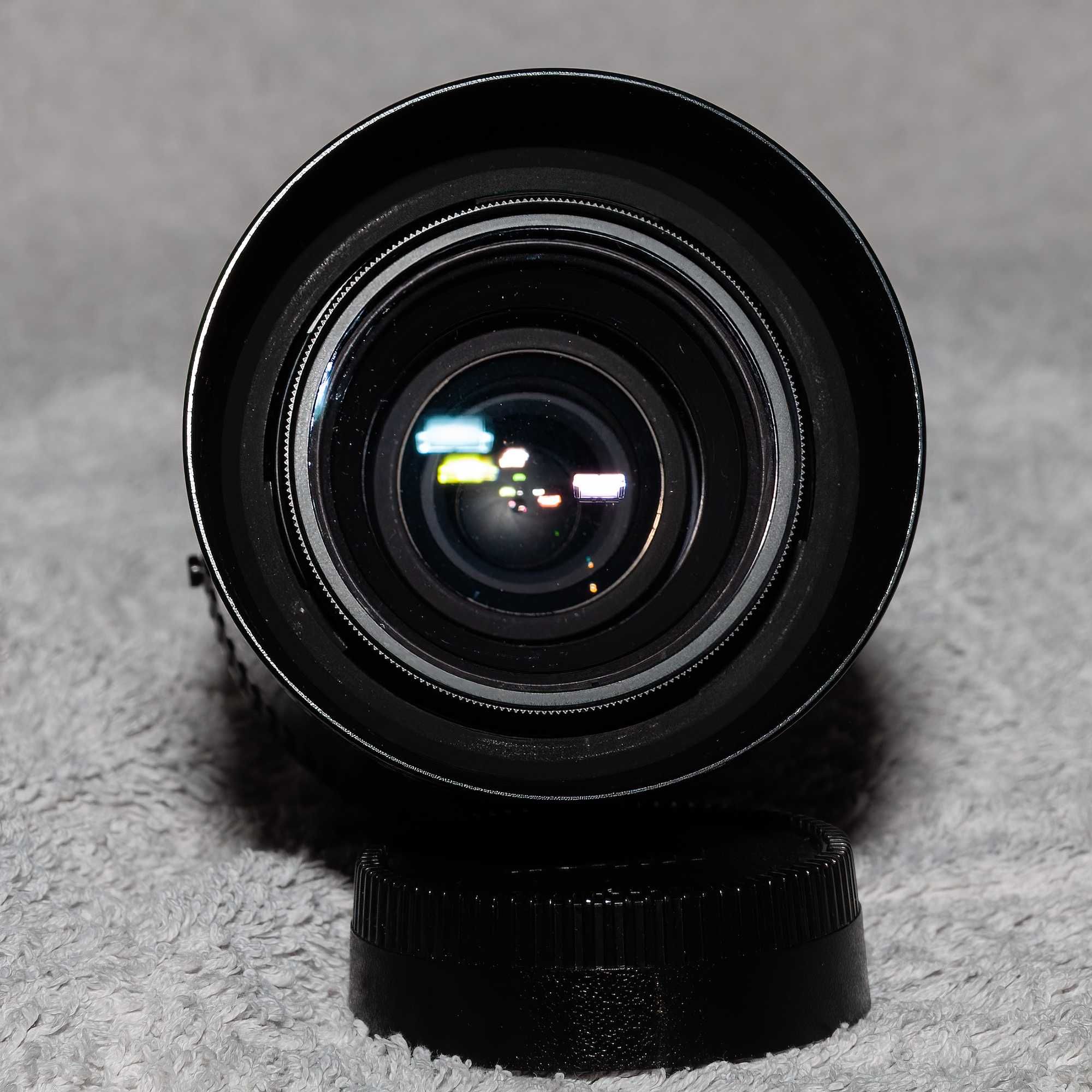 Объектив Nikon AF Nikkor 35-105mm 1:3.5-4.5 (MKIII)-полнокадровый