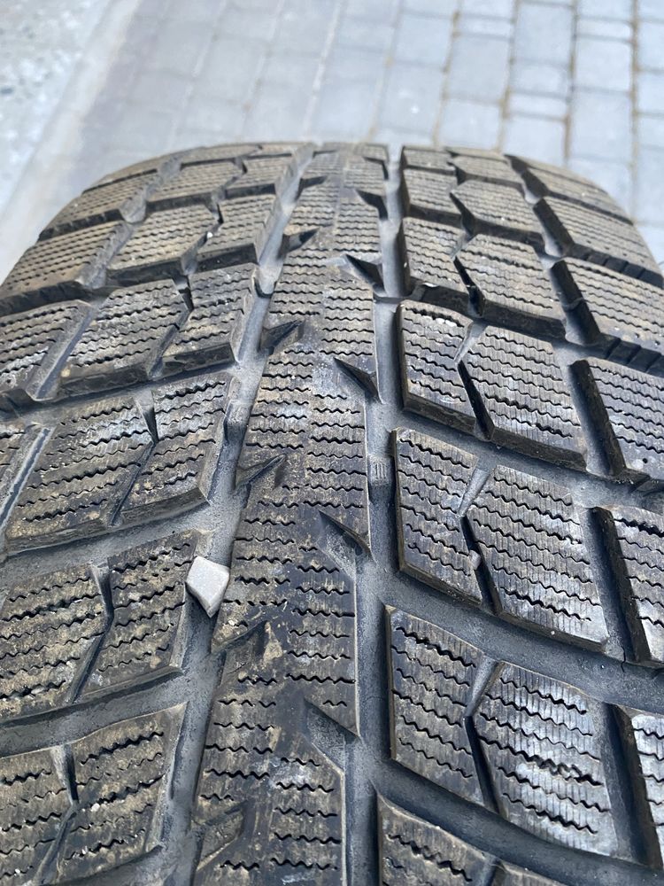 Продам резины R20