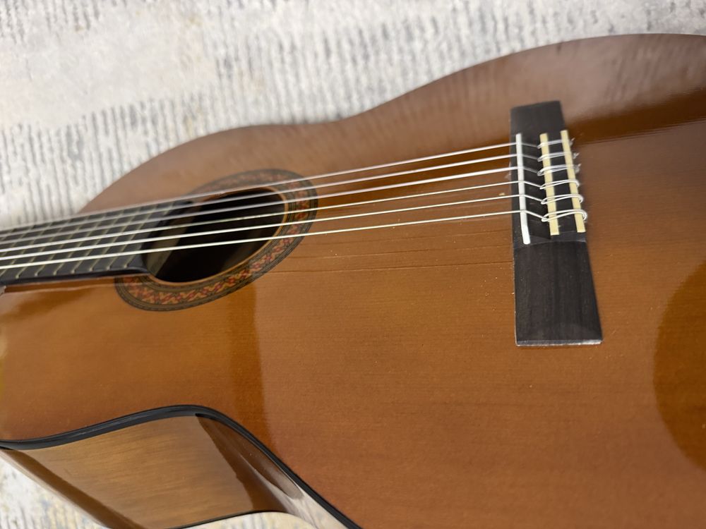 Гитара Yamaha c 40