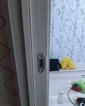 установка межкомнатных дверей