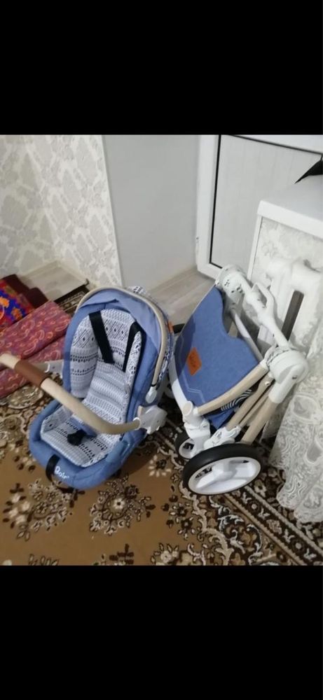 Продам детскую каляску