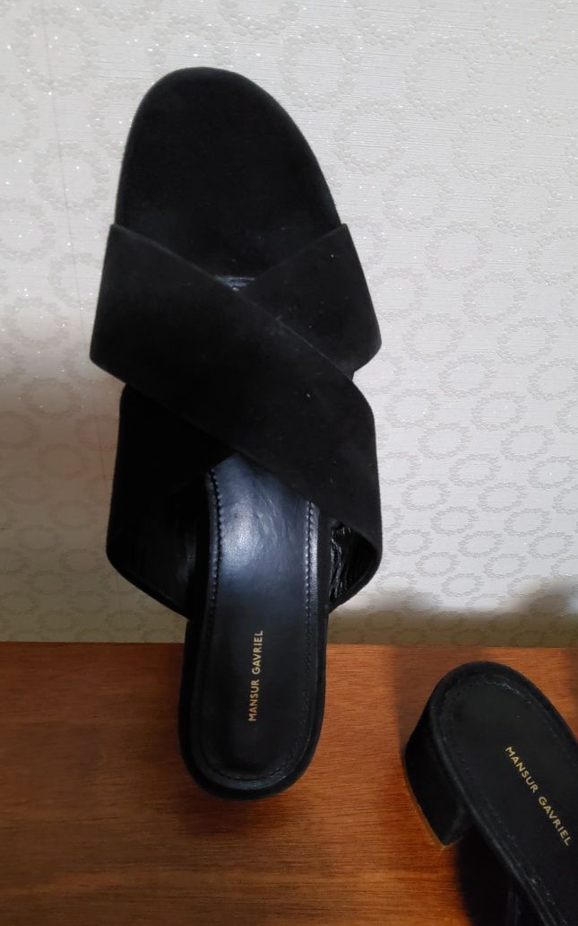 Продам новые M.Gemi  и Mansur gavriel и truman's