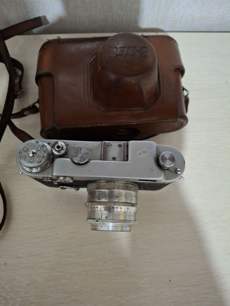 Фотоаппарат  ФЭД-2