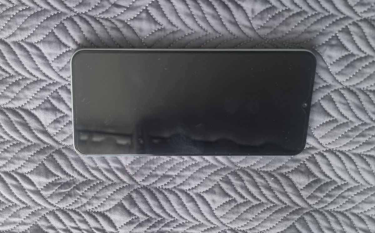 НОВЫЙ смартфон VIVO Y18