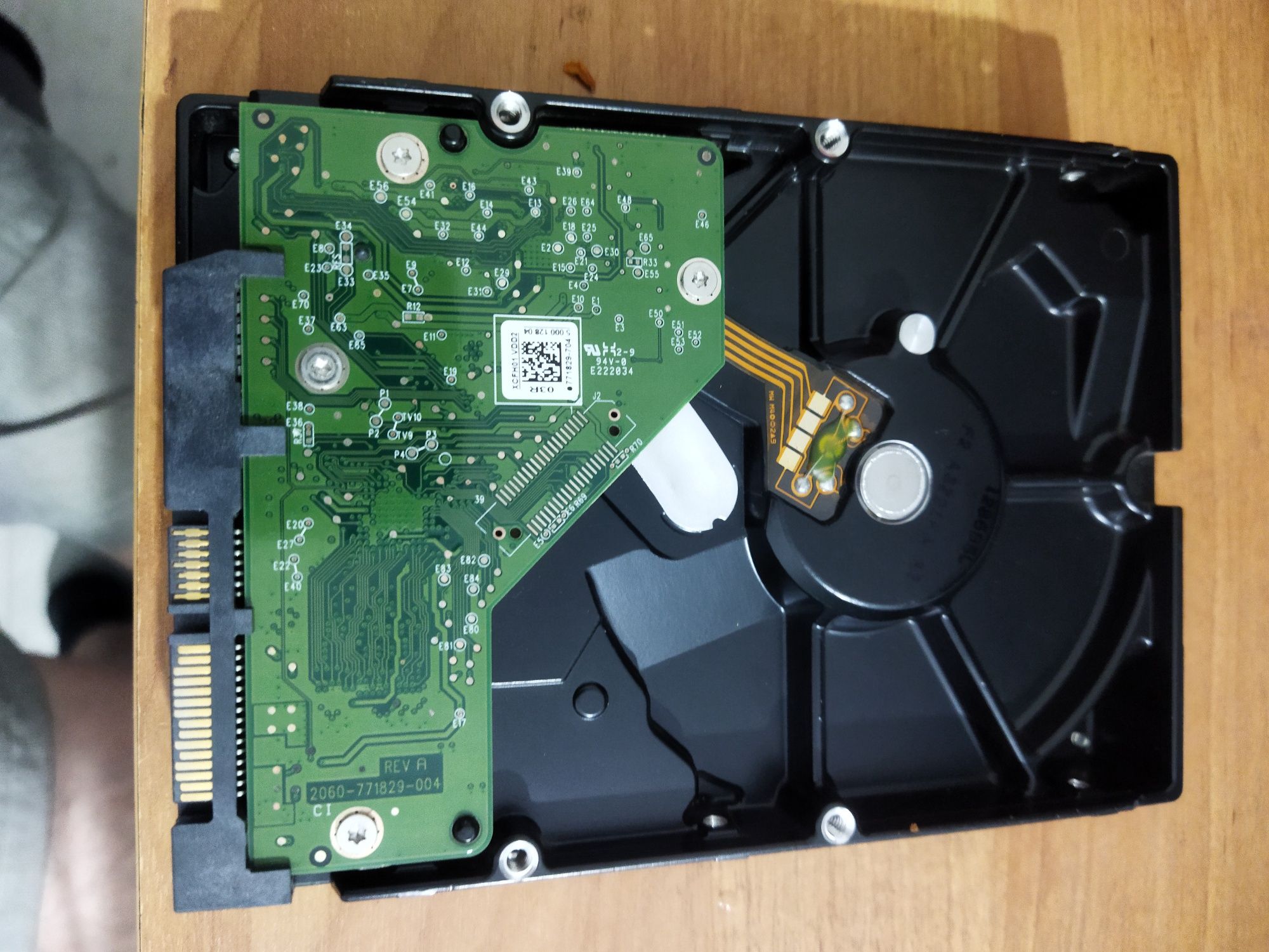 Жёсткий диск 1tb