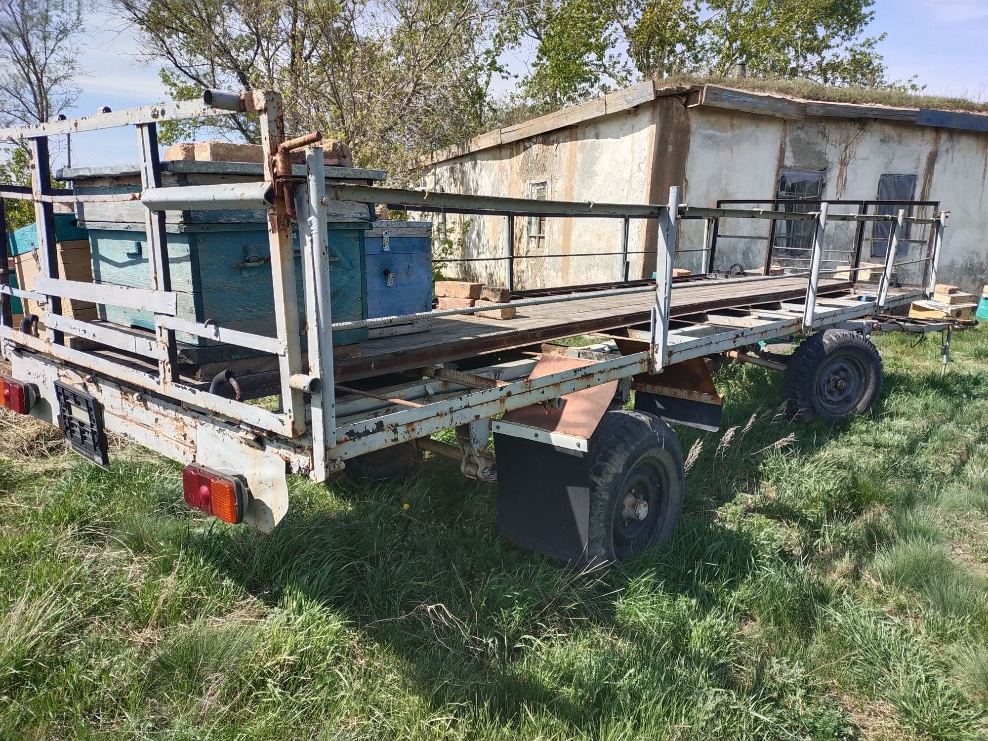 Продам прицеп с документами