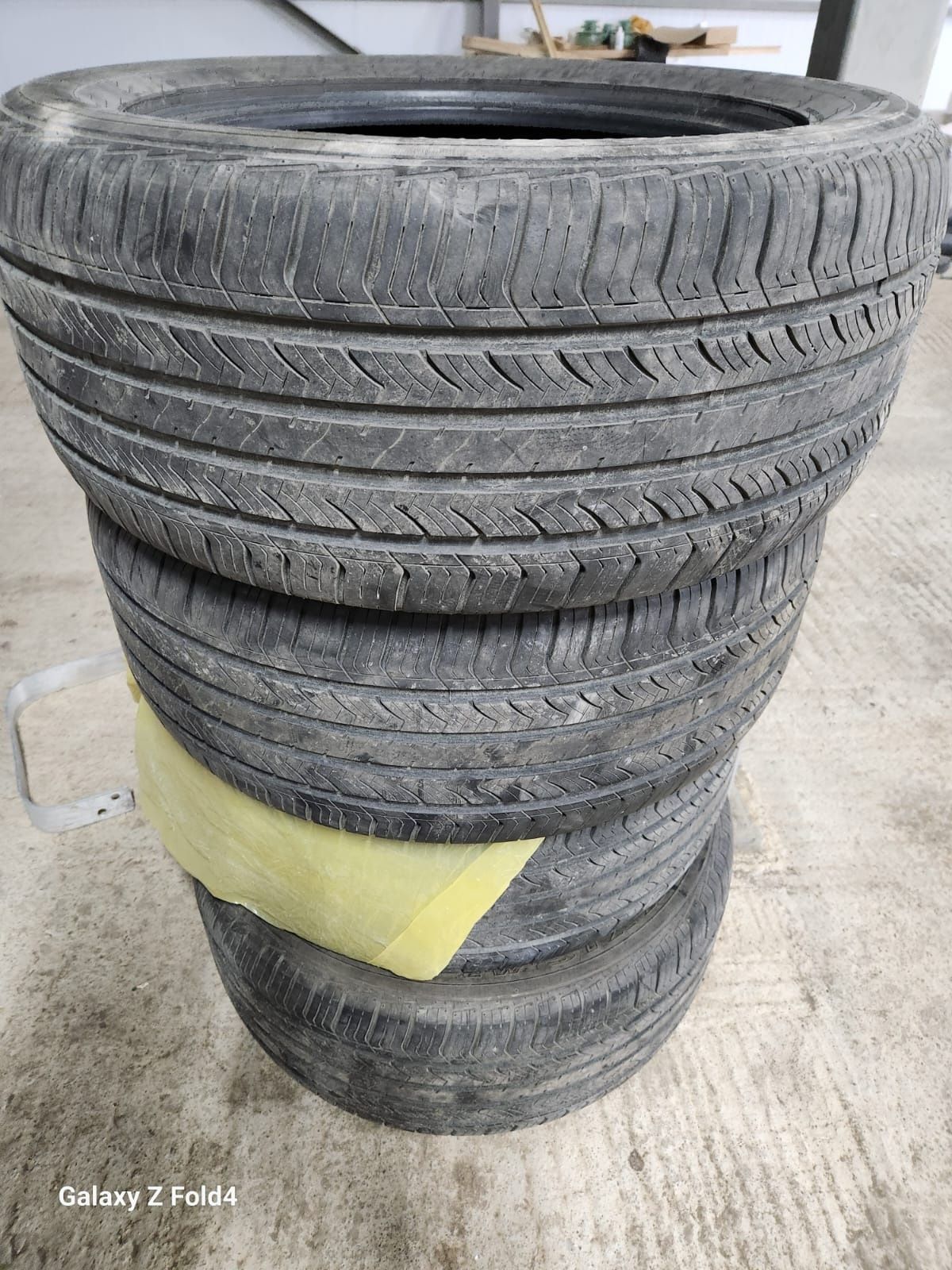 Продам шины 285/50 R20