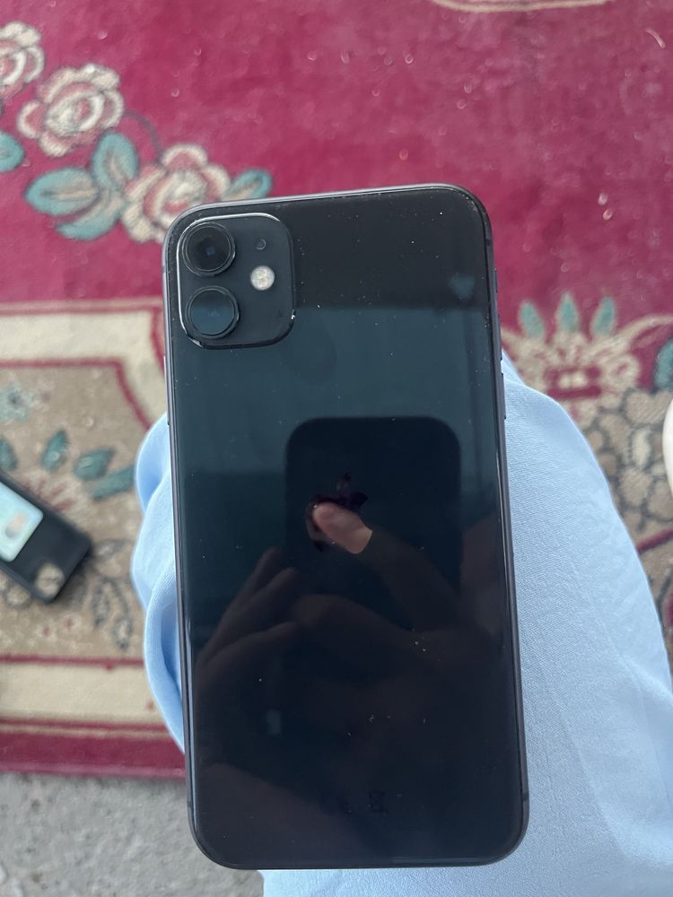 Apple 11 128 гб 85 емкост сатылады