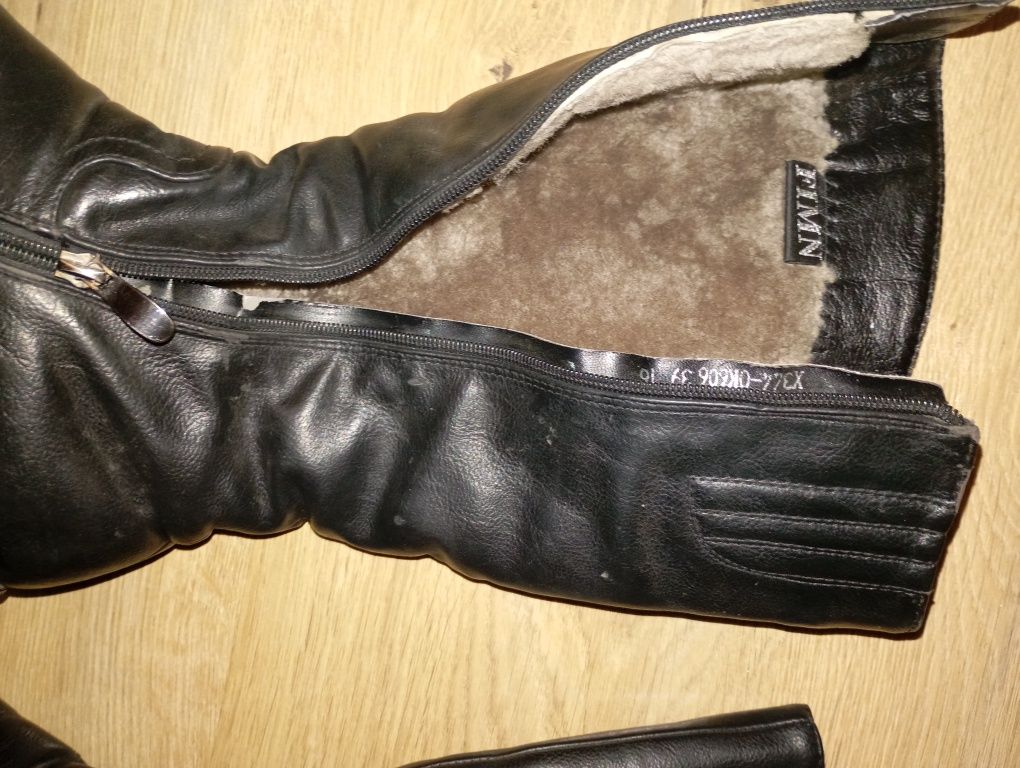 Новые зимние женские сапоги. Р40