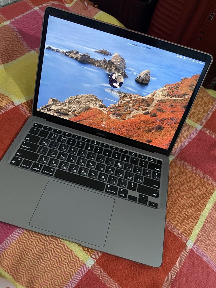Макбук 13. Macbook M1
