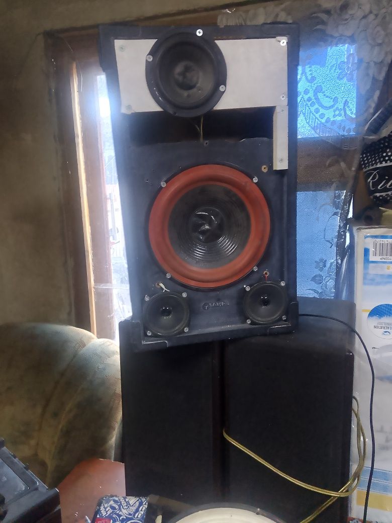 Продам центр с колонками