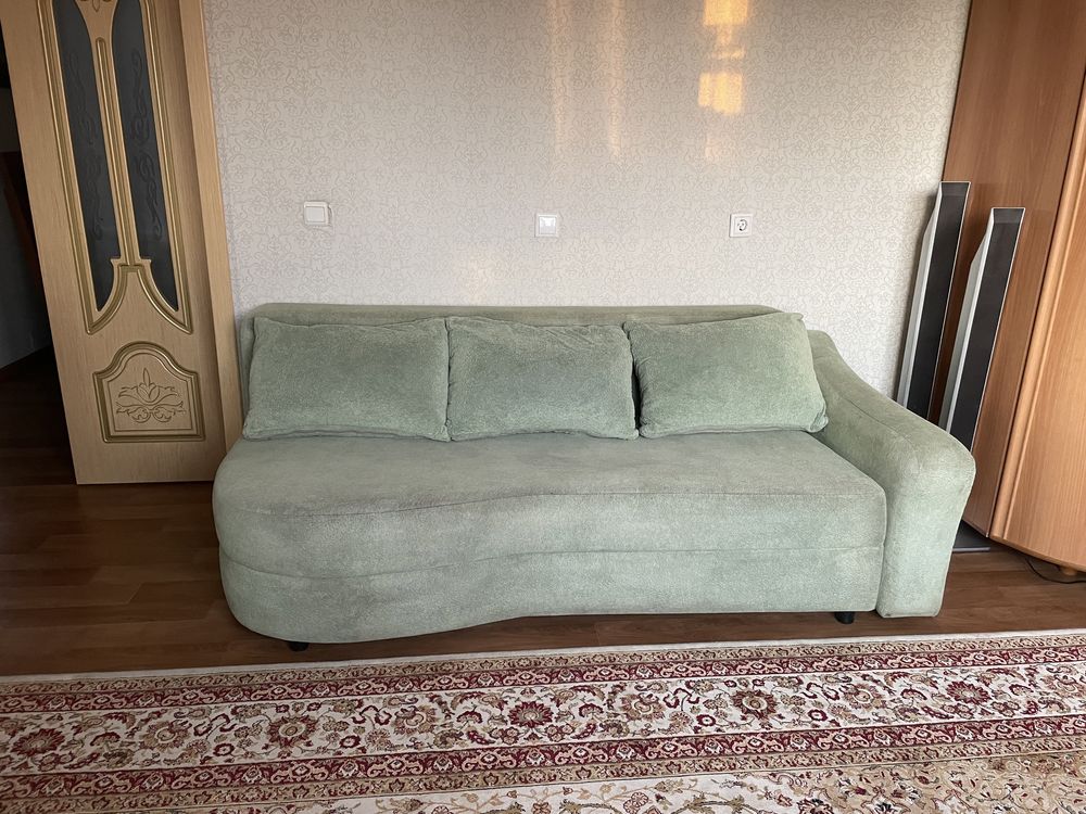 Продам диван, в отличном состоянии, срочная продажа , классная цена