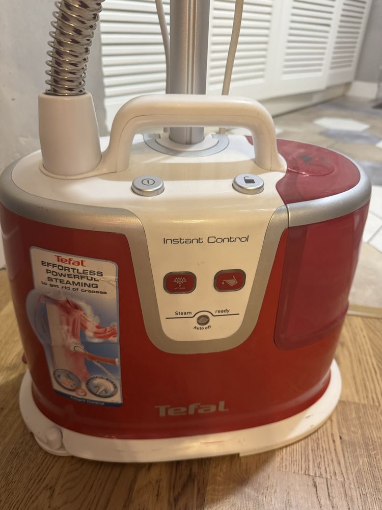 Паровой утюг Tefal