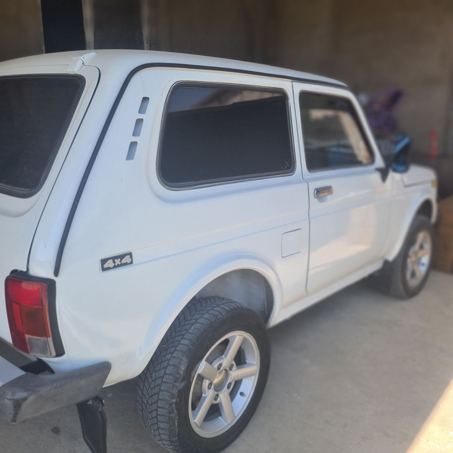 Нива 4х4    Lada