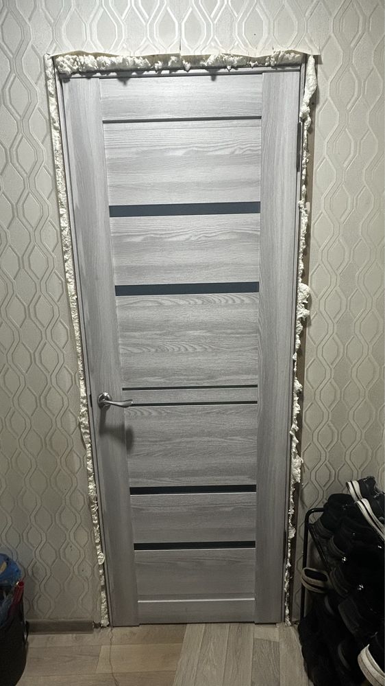 Продам новую дверь