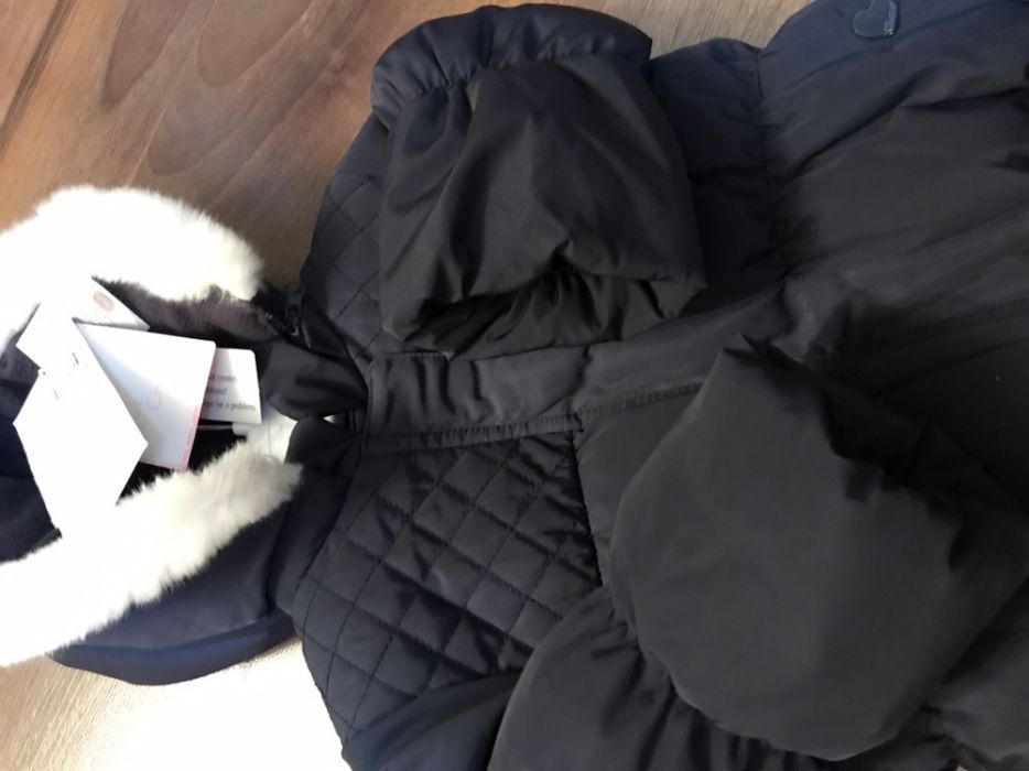Продам пуховик.Chicco.Рр 74-82.