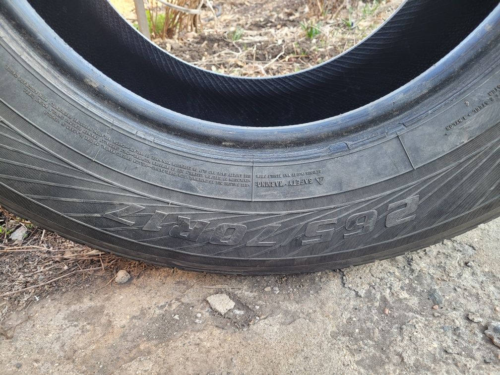 Продам летние шины 265/70R17