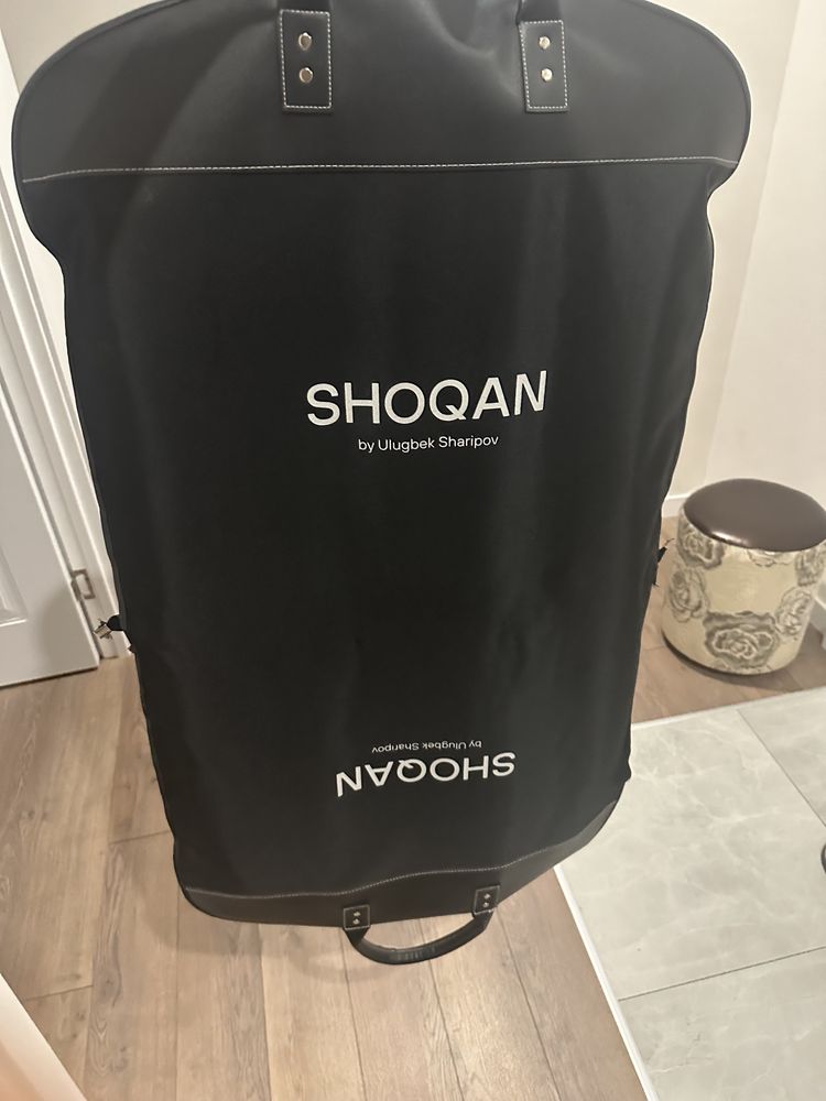 Пиджак, галстук, обувь от бренда Shoqan