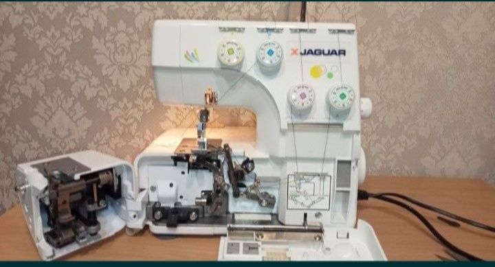 Продам оверлок  JAGUAR 880 D