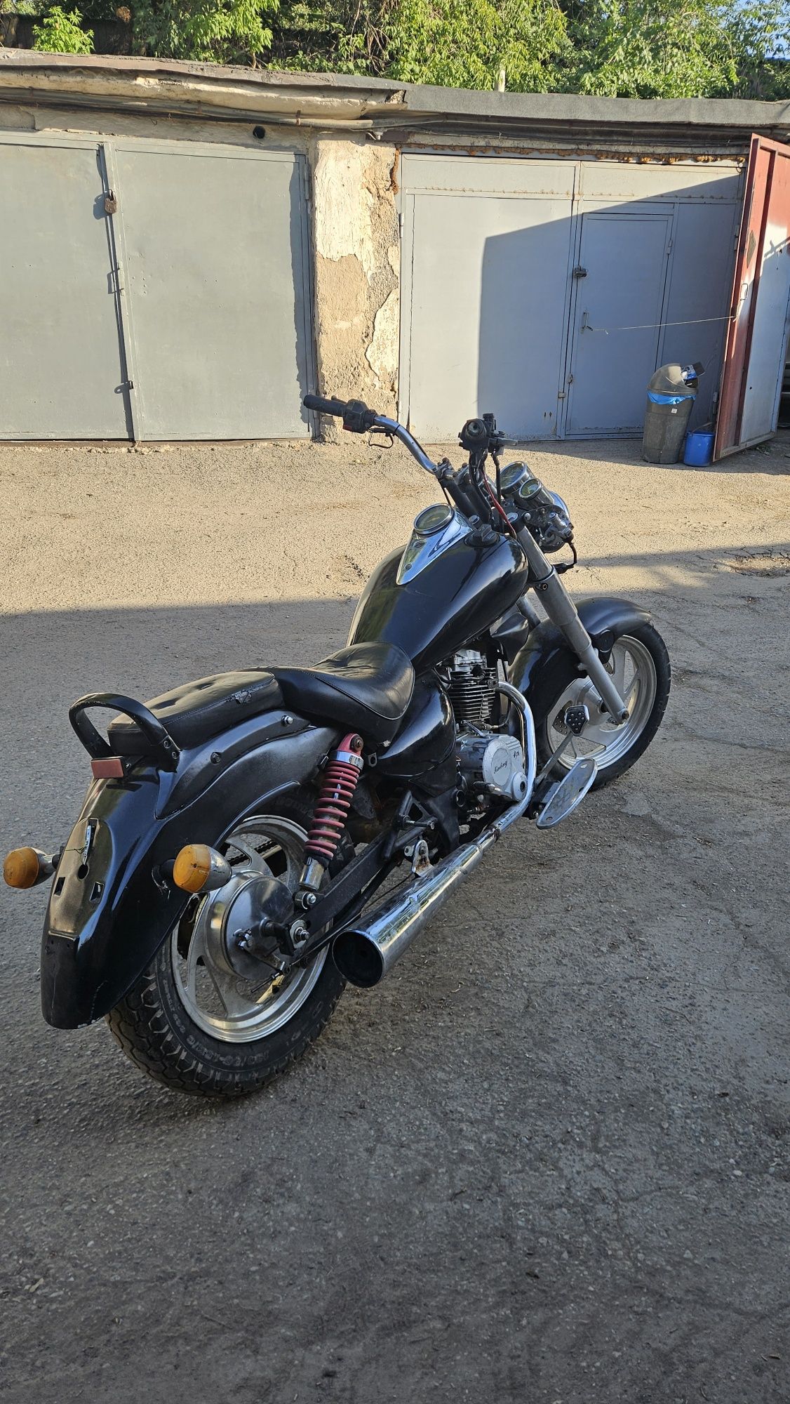 Baltmotors classic 200