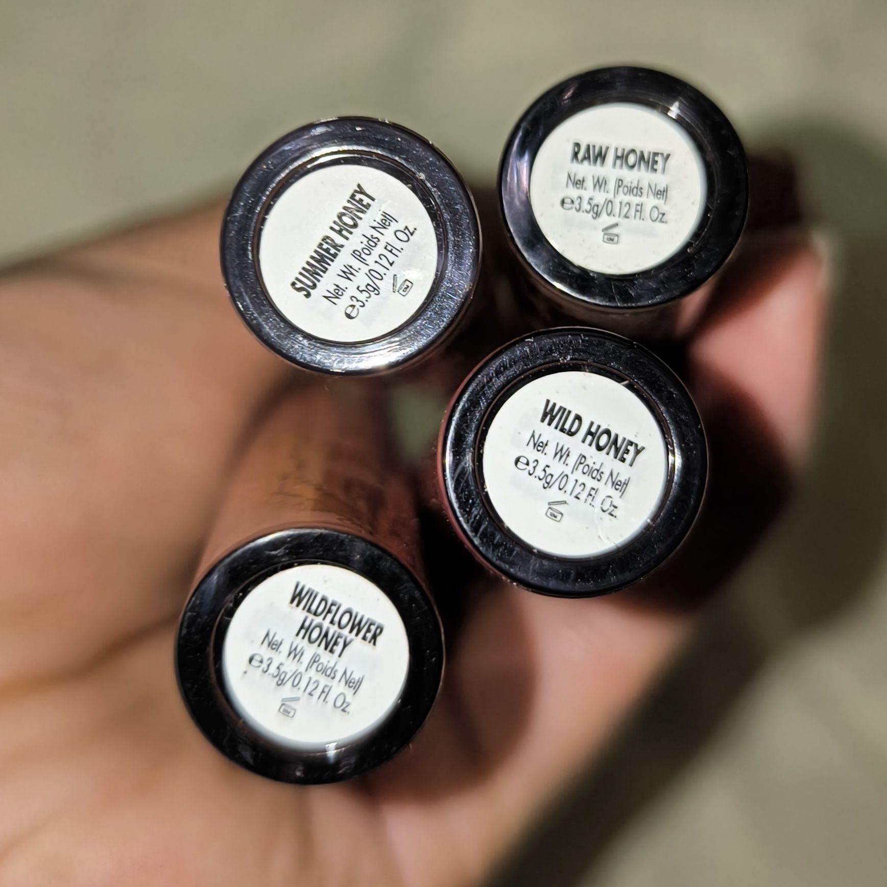 KHROMA beauty lip gloss (Kourtney, Kim, Chloe), губная помада, блеск