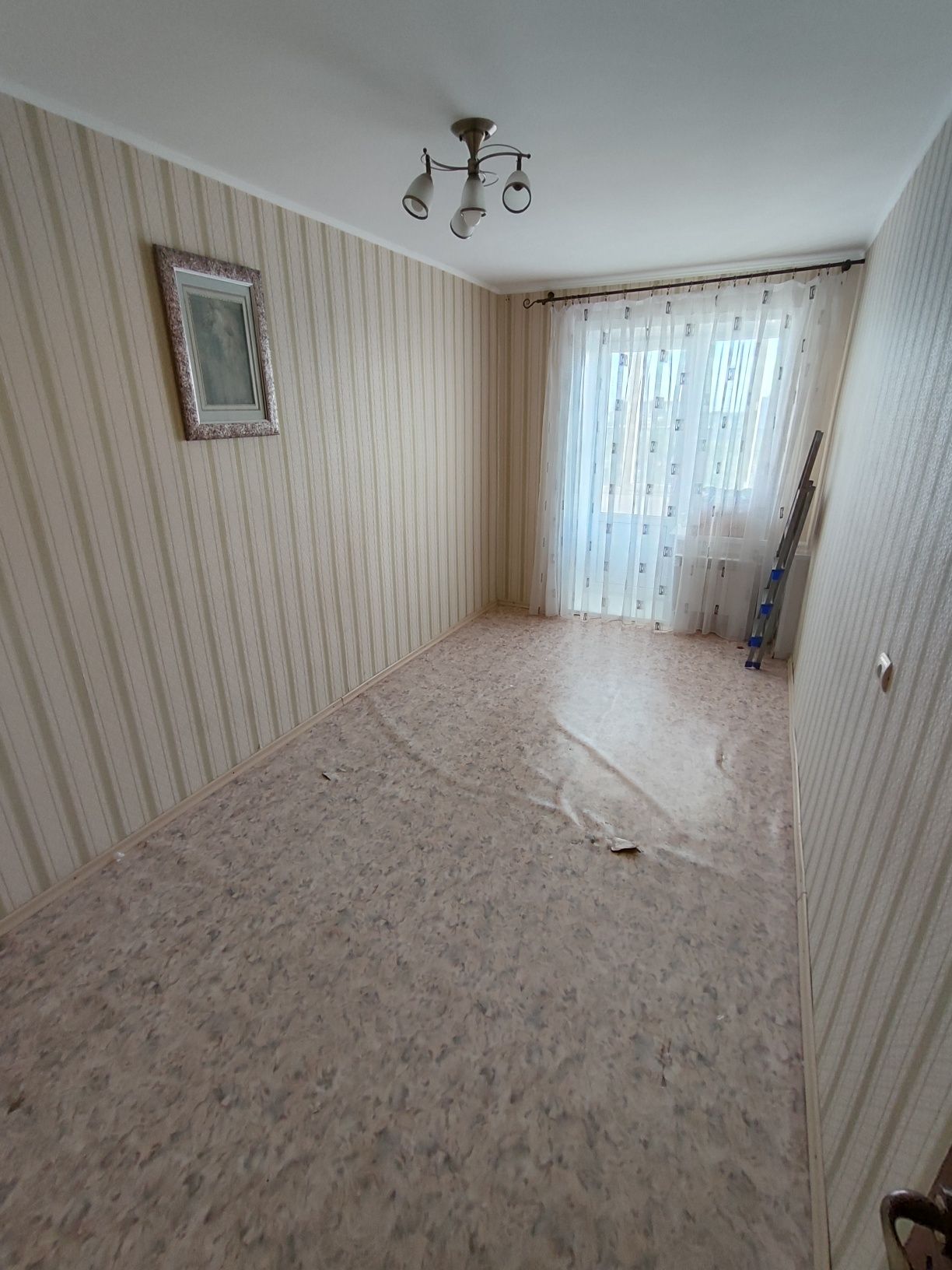 Продается 3-комн (5-14, 9 эт)