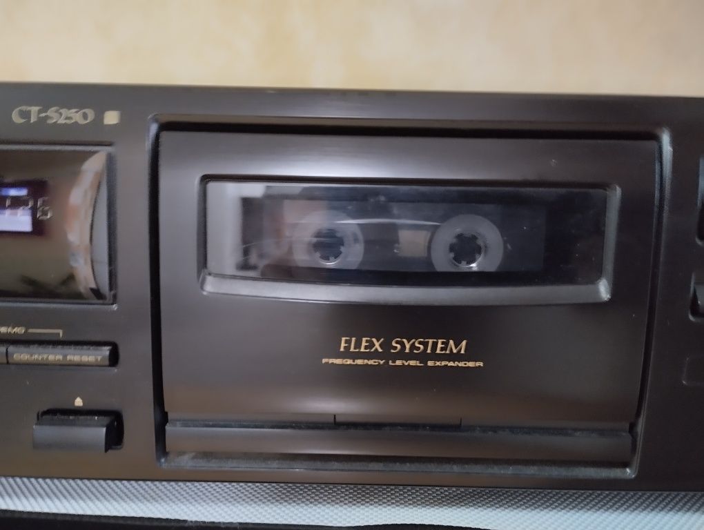 Касетная дека PIONEER CT- S 250
