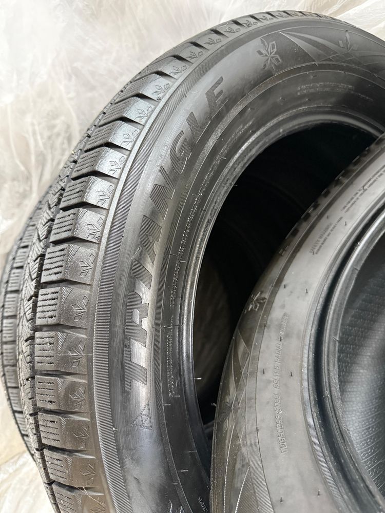 Triangle PL02 235/60 R19