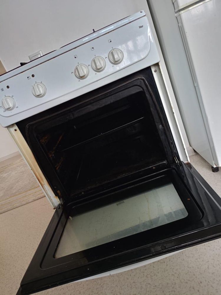 Продам газовую плиту
