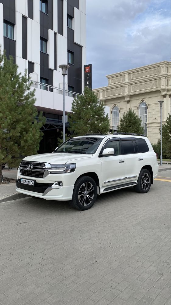 Трансфер Аренда Авто Авто Прокат с водителем Гулянка Свадьба Кортеж