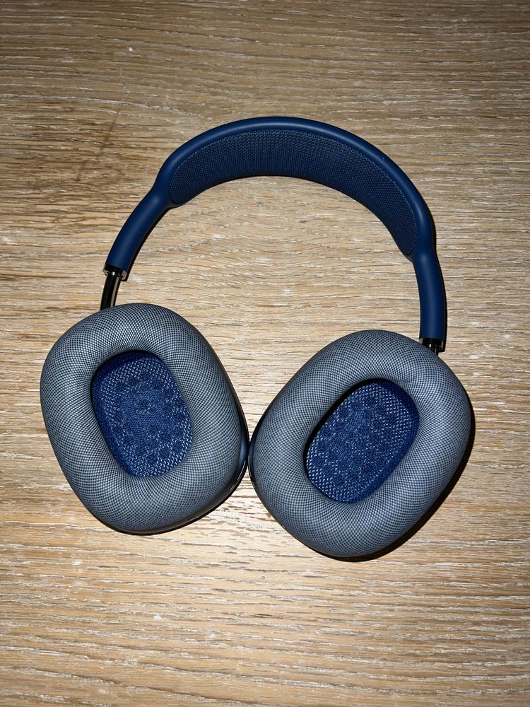 Air Pods Max Blue