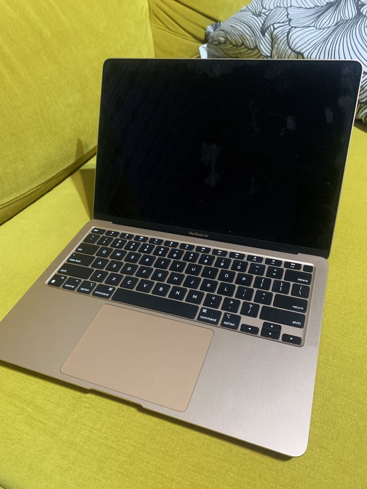 Macbook Air m1 rose gold